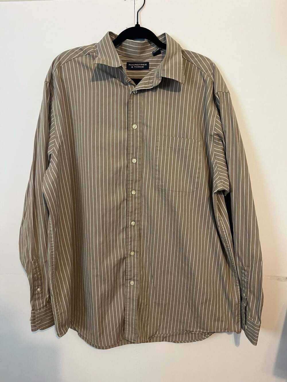 Roundtree & Yorke Brown and White Striped Long Sleeve Button Down Shirt
